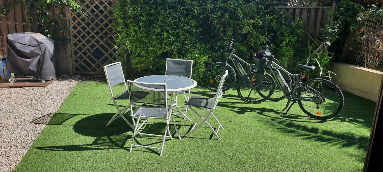 Au Coeur Du Village Saint-Cyr-sur-Mer Eksteriør bilde